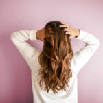 गर्मियों में ऑयली बालों की समस्या बिना शैम्पू के दूर करे ये 5 घरेलु उपाय
